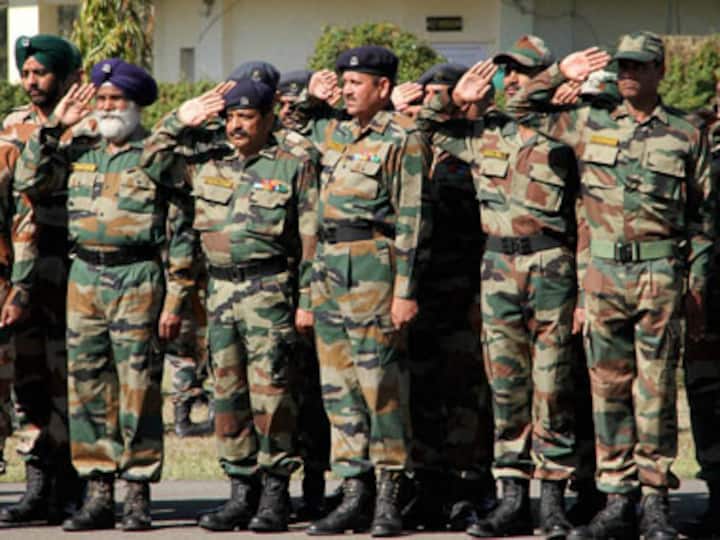 Get over with diplomacy, take war to Pak or else Last Posts will play on after Pampore