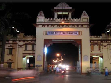 Violence mars Modi's BHU address: Student leader asks a question, is attacked by ABVP workers Violence mars Modi's BHU address: Student leader asks a question, is attacked by ABVP workers