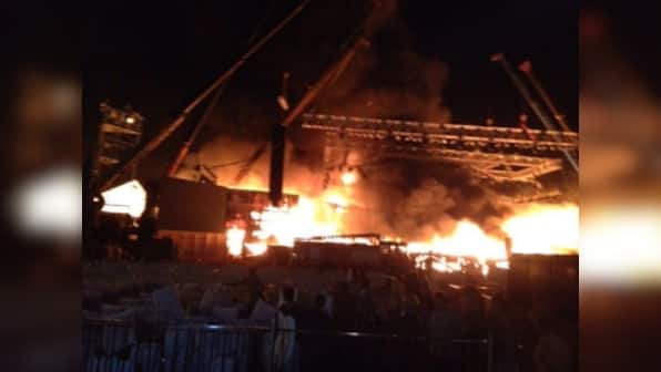 'Disarray is the word': Fire at Chowpatty event in Mumbai is "Makin' India" and Maharashtra very embarrassed
