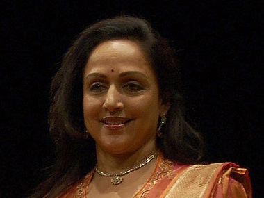 Give in the name of art: Here's what Hema Malini, Anupam Kher controversies prove Give in the name of art: Here's what Hema Malini, Anupam Kher controversies prove
