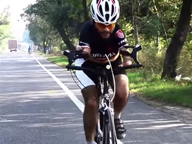 Watch! He was born without hands. So? Jagwinder has a dream and he is cycling for it Watch! He was born without hands. So? Jagwinder has a dream and he is cycling for it