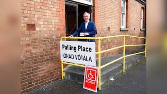 Irish coalition punished despite recovery, indicate exit polls