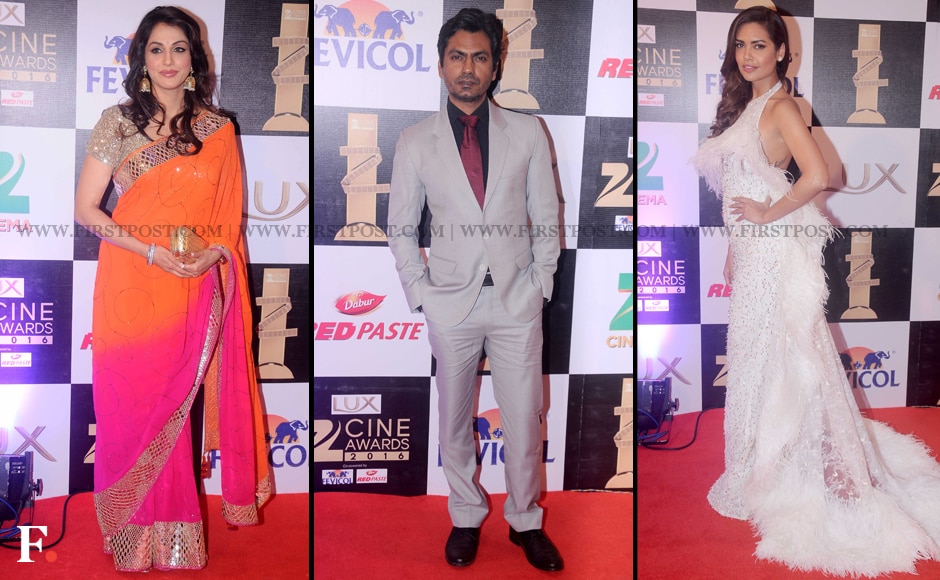 Isha Koppikar, Nawazuddin Siddiqui and Esha Gupta also graced the red carpet. Siddiqui won two awards at the Zee Cine awards - one for Best Actor in Comic role for <em>Bajrangi Bhaijaan</em> and another for Best Actor in Negative role for <em>Badlapur.</em> Sachin Gokhale/Firstpost Isha Koppikar, Nawazuddin Siddiqui and Esha Gupta also graced the red carpet. Siddiqui won two awards at the Zee Cine awards - one for Best Actor in Comic role for <em>Bajrangi Bhaijaan</em> and another for Best Actor in Negative role for <em>Badlapur.</em> Sachin Gokhale/Firstpost