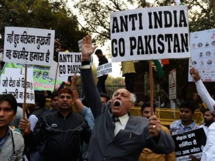 #JNURow deepens: Kanhaiya Kumar moves SC for bail, students' union leader is afraid for his life in Tihar