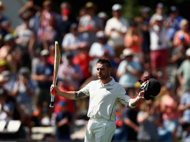 Saving the best for last: McCullum hits fastest century in cricket history in his final Test