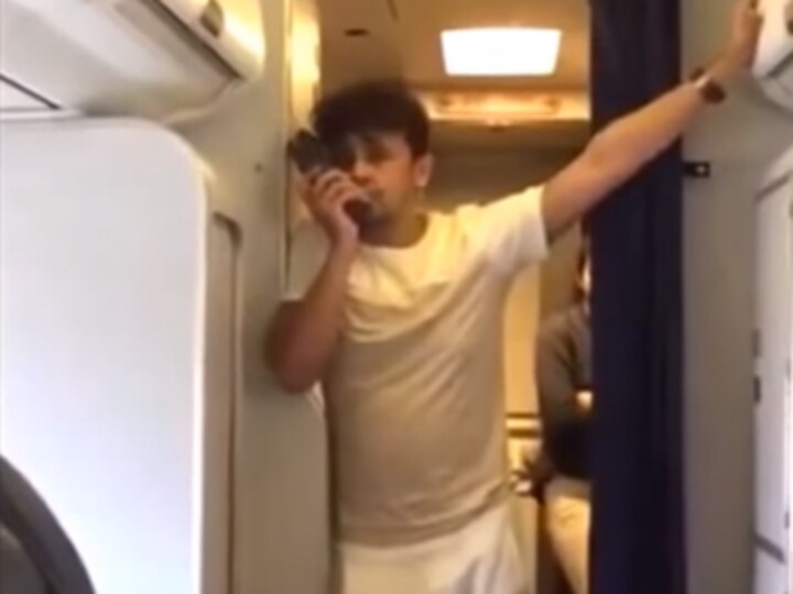 Why so serious? DGCA needs to loosen up over the Sonu Nigam's Jet Airways 'concert'