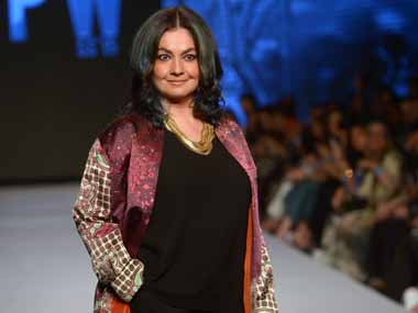 Pooja Bhatt to make acting comeback with a film written by her father Pooja Bhatt to make acting comeback with a film written by her father