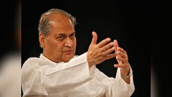 'People are afraid to criticise govt': Industrialist Rahul Bajaj tells Amit Shah at Economic Times event in Mumbai