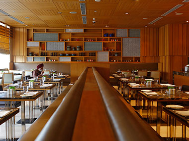 Japan's 'naked restaurant' bans overweight and tattooed guests Japan's 'naked restaurant' bans overweight and tattooed guests