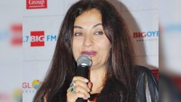 Salma Agha to make her television debut
