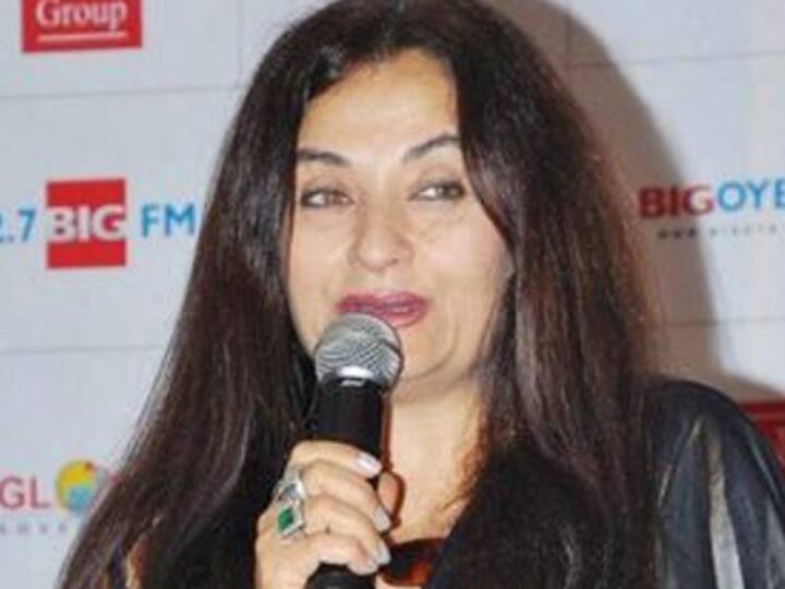 Salma Agha to make her television debut