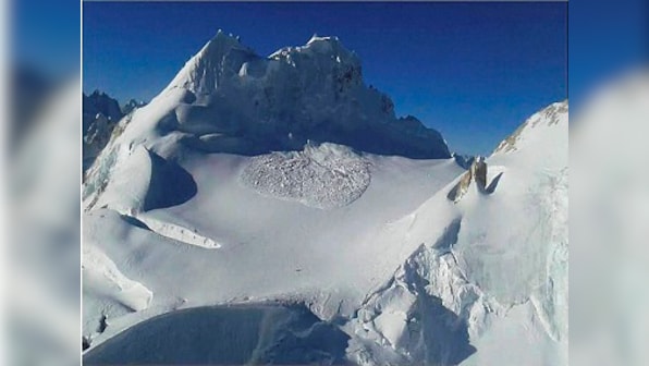 Siachen avalanche: Vice-President, Army Chief condole death of security personnel
