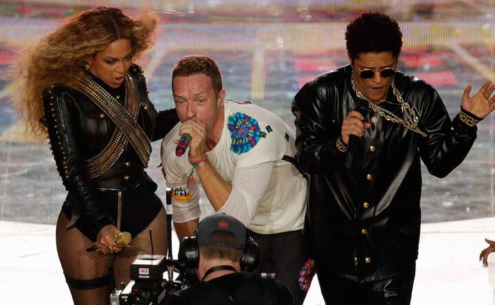 Three's a crowd pleaser: Beyoncé, Chris Martin, Bruno Mars perform at Super Bowl halftime