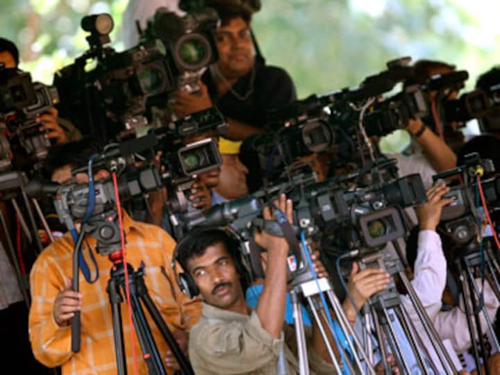 #JNURow: Caught in media frenzy, TV channels dump journalistic norms to pin Kanhaiya Kumar