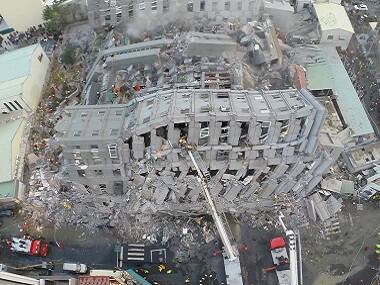 Death toll climbs after Taiwan quake: At least seven killed, 249 survivors pulled out of rubble