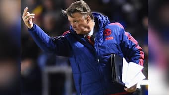 It's a challenge, but we have to believe: Van Gaal thinks Manchester United owe fans a big result