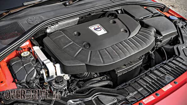 Volvo recalls 59,000 cars to fix software glitch