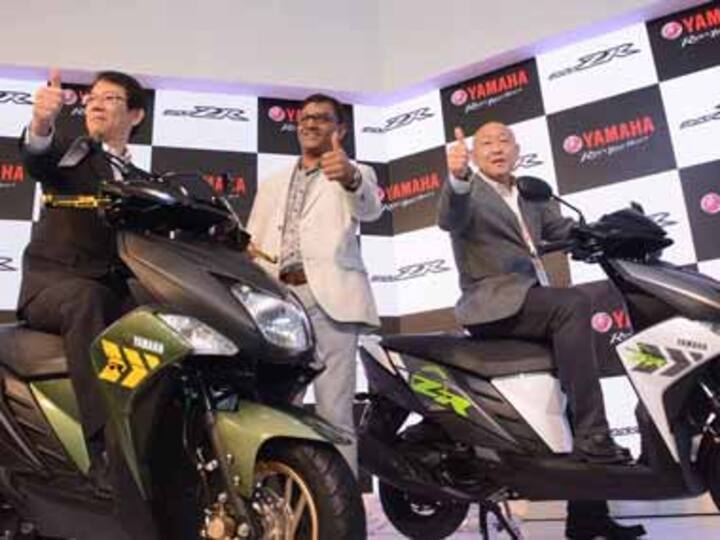 Auto Expo: Yamaha unveils new scooter Cygnus Ray-ZR for Indian market