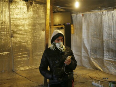 Migrant crisis: Calais camp refugees asked to leave; authorities say evacuation to be 'progressive' Migrant crisis: Calais camp refugees asked to leave; authorities say evacuation to be 'progressive'