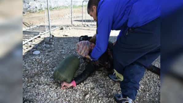 Macedonia closes borders for Afghan migrants; allows only Iraqis and Syrians now