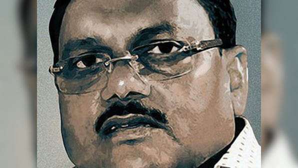 Fear grips political class in UP as Noida Authority's ex- engineer Yadav Singh starts spilling the beans