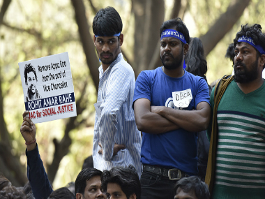 Hyderabad Central University: Classes cancelled, outsiders banned following row over VC Hyderabad Central University: Classes cancelled, outsiders banned following row over VC