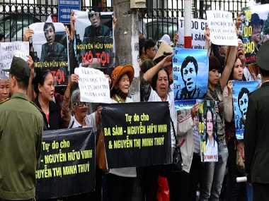 Protests Break Out In Vietnam After Popular Blogger Goes On Trial-World ...