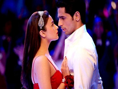 Hint, hint: Alia Bhatt says she loves 'Kapoor and Sons' co-star Sidharth Malhotra Hint, hint: Alia Bhatt says she loves 'Kapoor and Sons' co-star Sidharth Malhotra