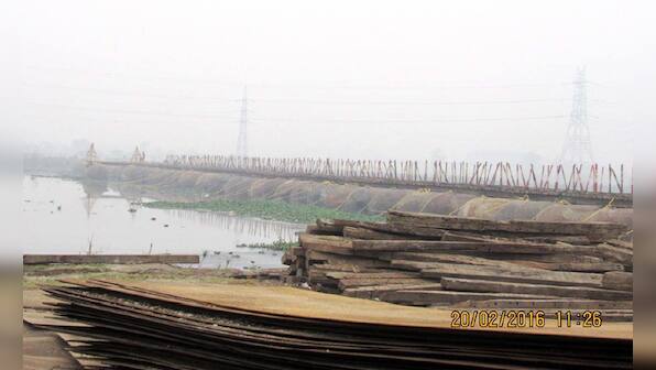 Where's the 'art' in living like this? Sri Sri Ravi Shankarji, please note how your event is killing the Yamuna