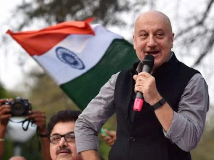 Anupam Kher visits FTII campus unannounced, promises students he is on their side