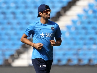 IPL 2020: Ashish Nehra believes tournament '100 percent possible' if normalcy returns by October IPL 2020: Ashish Nehra believes tournament '100 percent possible' if normalcy returns by October
