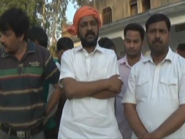 Speaking in tongues? After BJP leader's remarks on Kanhaiya, party sacks him, asks him to hold his tongue Speaking in tongues? After BJP leader's remarks on Kanhaiya, party sacks him, asks him to hold his tongue