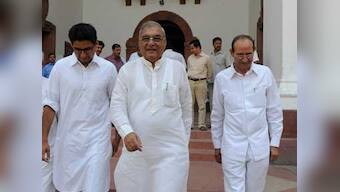 Jat quota stir: Hooda demands dismissal of Khattar govt in Haryana and imposition of President's rule