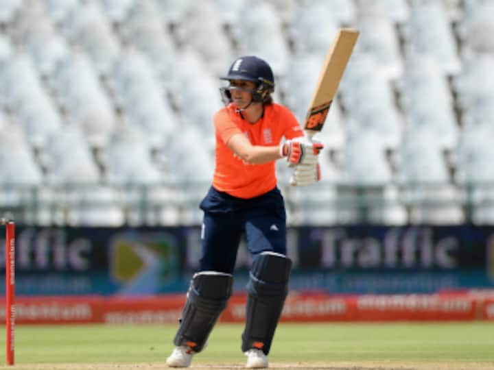 Delay of The Hundred will rob women's game of momentum, fears former England captain Charlotte Edwards