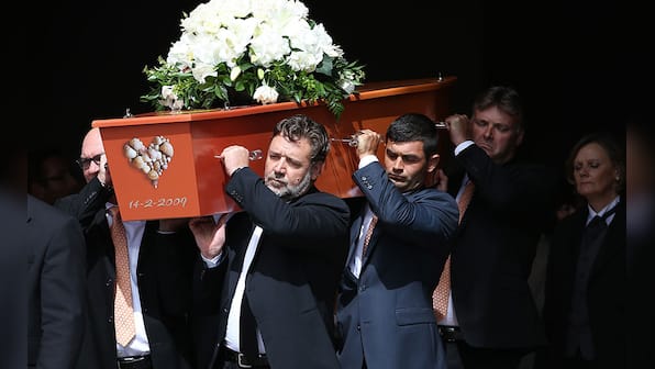 Final farewell: Martin Crowe laid to rest in emotional funeral, actor Russell Crowe among pallbearers