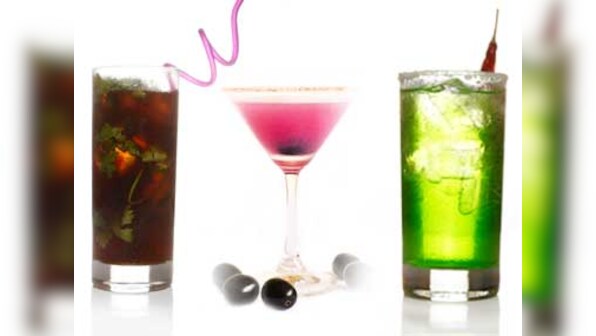 Here is how alcohol ups breast cancer risk