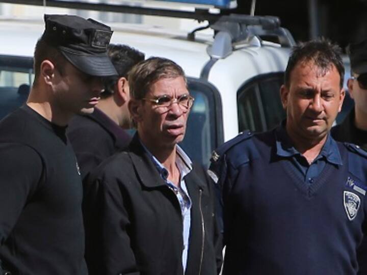 I was going out of my mind: Final five hostages of EgyptAir hijacker recall moments of fear I was going out of my mind: Final five hostages of EgyptAir hijacker recall moments of fear