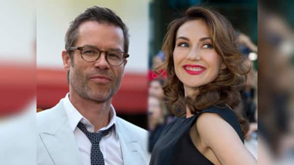 'Game of Thrones’ actress Carice Van Houten expecting baby with Guy Pearce