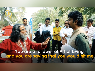 Art of shivving? 'Supporters' of Sri Sri Ravi Shankar threaten to kill man who complained against World Culture Festival Art of shivving? 'Supporters' of Sri Sri Ravi Shankar threaten to kill man who complained against World Culture Festival