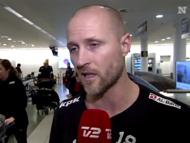 Curious case of the disappearing woman: Internet amazed as woman performs vanishing act Curious case of the disappearing woman: Internet amazed as woman performs vanishing act