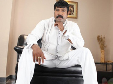 Popular Malayalam actor Kalabhavan Mani passes away at 45 Popular Malayalam actor Kalabhavan Mani passes away at 45