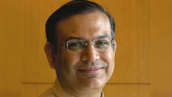 Govt is on your side, govt wants to work with you: Sinha on EPF withdrawal