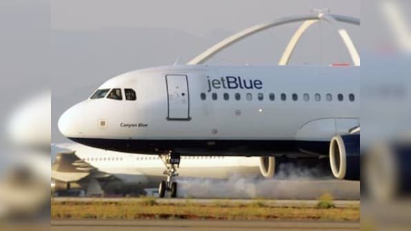Looks could kill? Muslim women forced off US plane for 'staring at crew members'