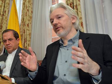 Julian Assange supports Twitter users blocked by Donald Trump, calls action 'unconstitutional'