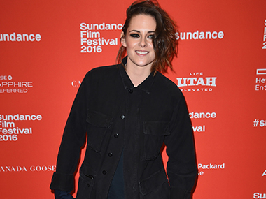 Avengers: Endgame star Anthony Mackie believes Kristen Stewart should play 'gay female Falcon Captain America' Avengers: Endgame star Anthony Mackie believes Kristen Stewart should play 'gay female Falcon Captain America'