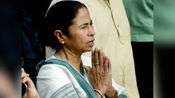 Didi hails Mother: Mamata expresses happiness over Mother Teresa's elevation to sainthood