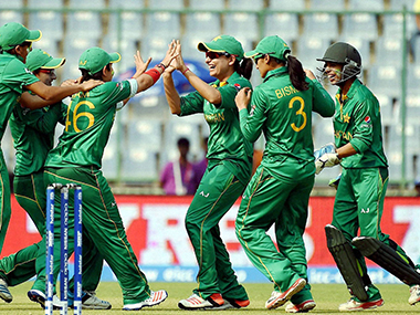 Women's World T20: The day 'old' haunted the 'new' as India surrendered to an erratic Pakistan Women's World T20: The day 'old' haunted the 'new' as India surrendered to an erratic Pakistan