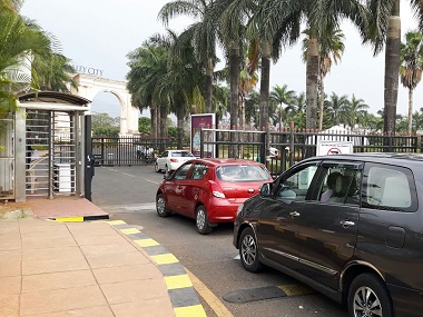 Relief for Subrata Roy: Aamby Valley unsealed after Sahara contests arrears claim Relief for Subrata Roy: Aamby Valley unsealed after Sahara contests arrears claim