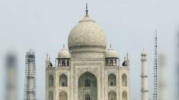 Calm down, the Taj Mahal is not crumbling: ASI officials say the pinnacle was removed for repairs