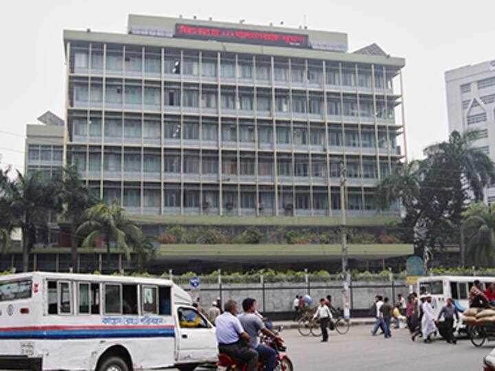 Bangladesh central bank working to recover &100 mn from US account